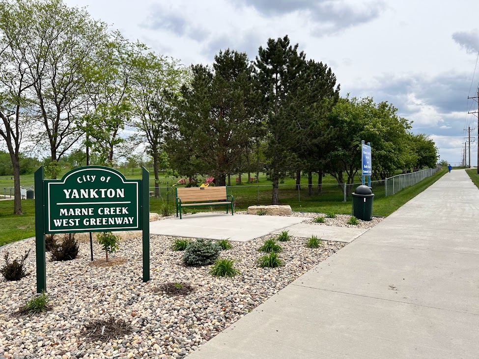 2022 Marne Creek West Greenway entrance landscape