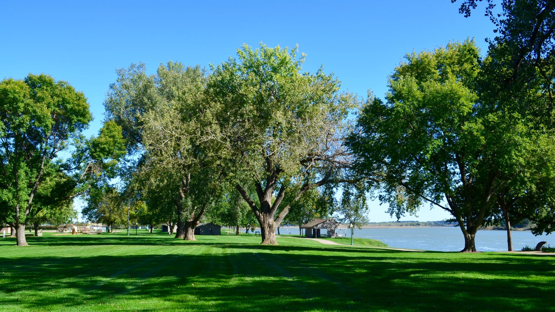 Riverside Park looking east